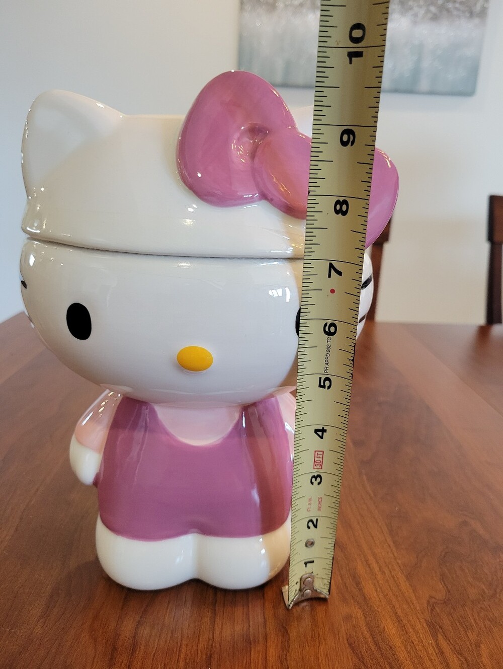 Hello Kitty Ceramic Treat Jar - Picture 4 of 6